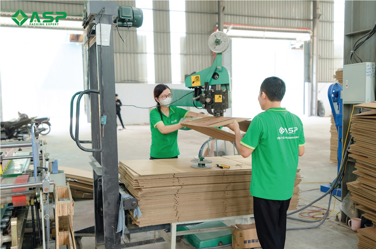 Giấy carton cuộn 9